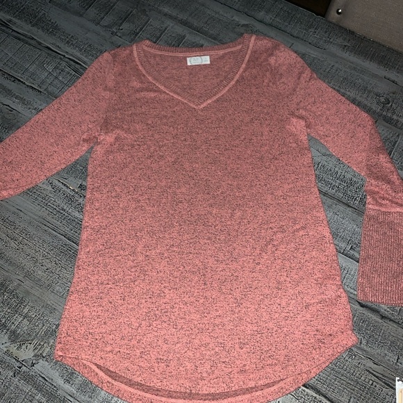 24/7 Small Pink Speckled V-Neck Sweater Top - Picture 3 of 5